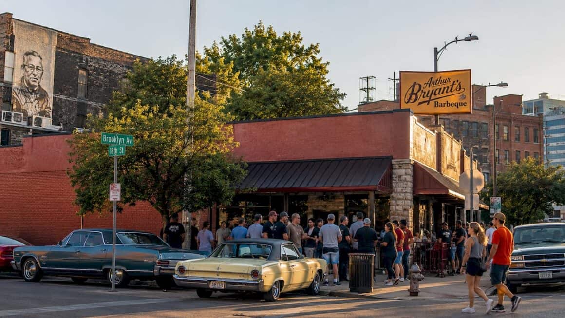 KC Iconic Food Experiences Checklist for 2026